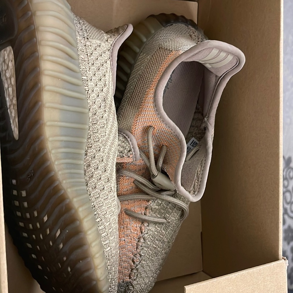 Yeezy Boost 350 Sand Taupe